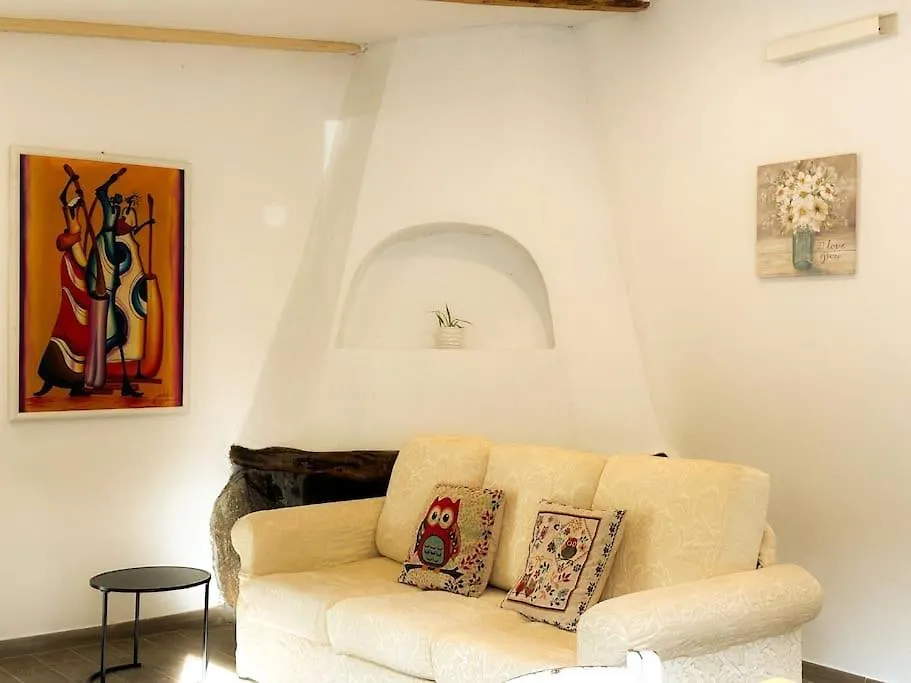 Relax House 5 Min Dal Mare Parcheggio+Wifi Apartment Olbia Italy