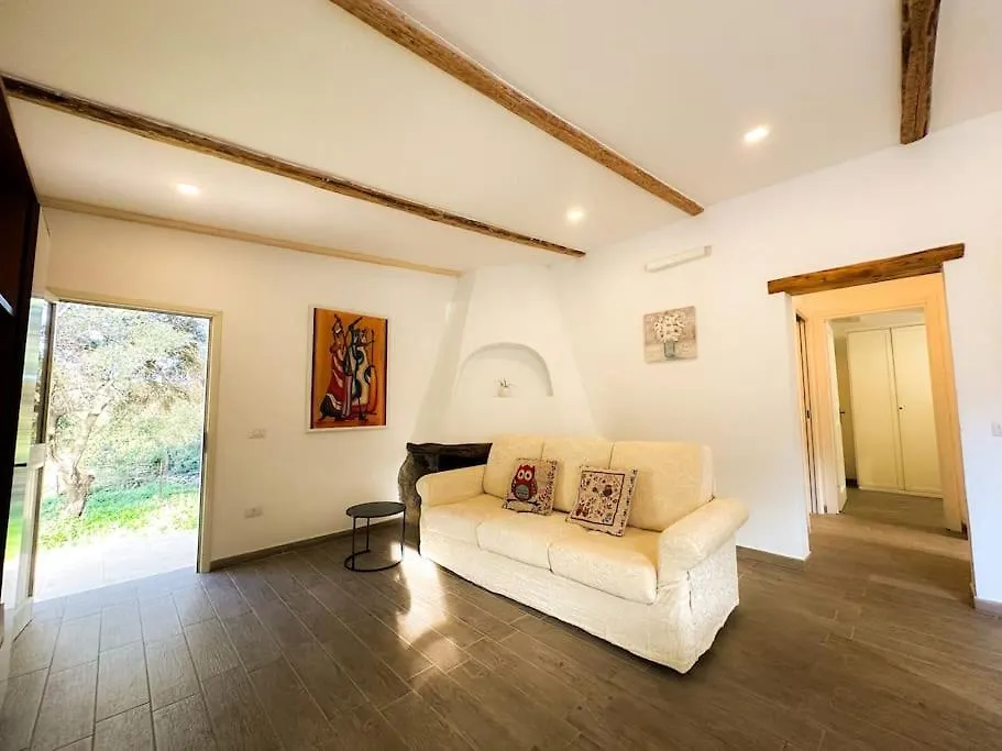 Relax House 5 Min Dal Mare Parcheggio+Wifi Apartment Olbia 0*,  Italy